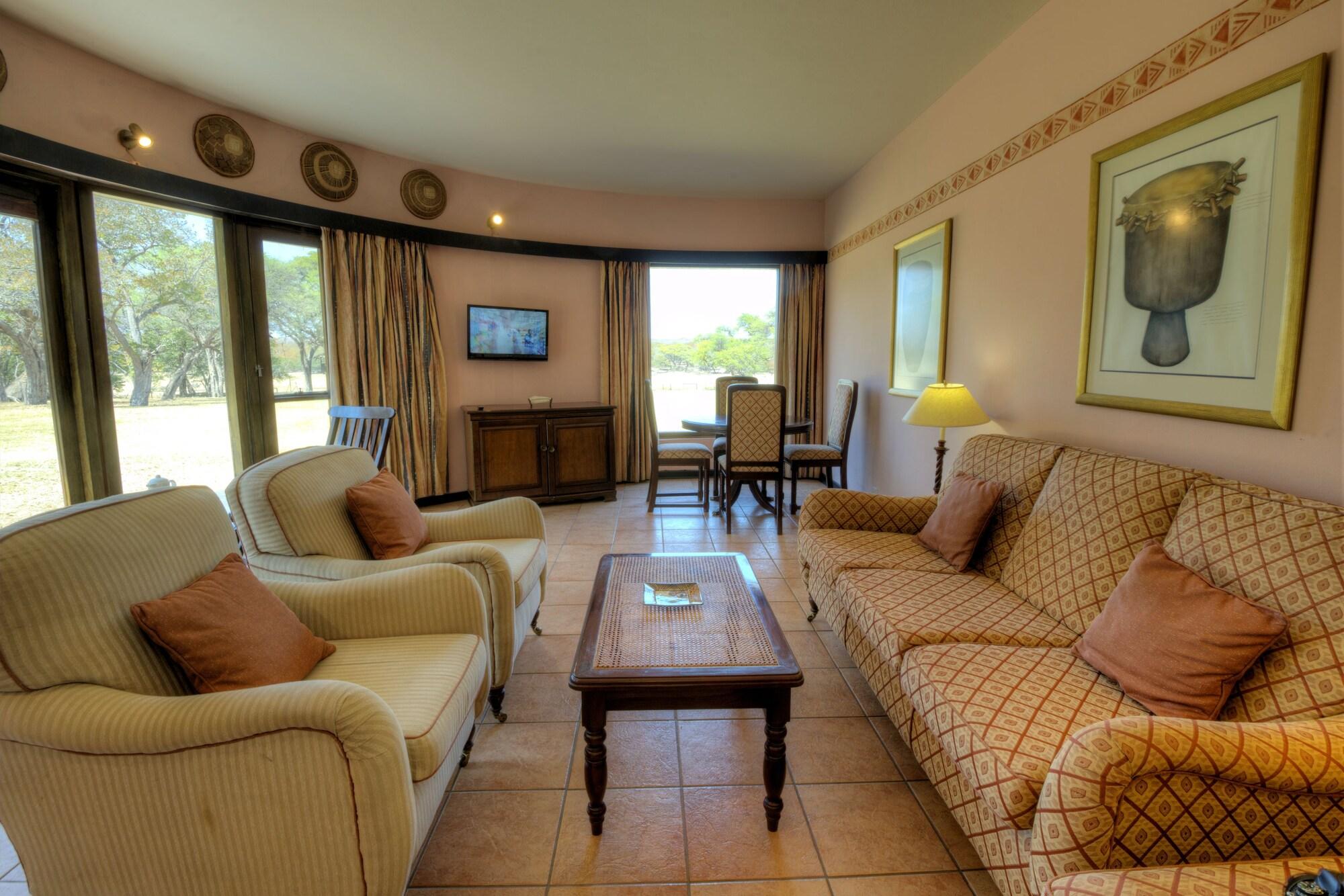Hwange Safari Lodge Dete Екстериор снимка